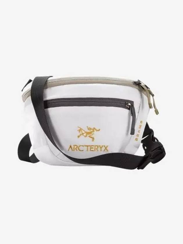 아크테릭스 x 빔즈 맨티스 1 웨이스트팩 화이트 Arc'teryx x Beams Mantis 1 Waistpack White
