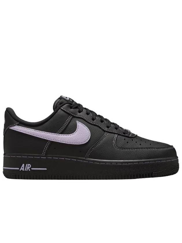 나이키 에어포스 1 로우 블랙 라일락 HQ2037 001