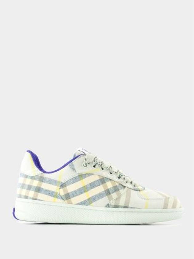 25SS 버버리 스니커즈 8105188 C1788 BREEZE IP CHECK multicolor
