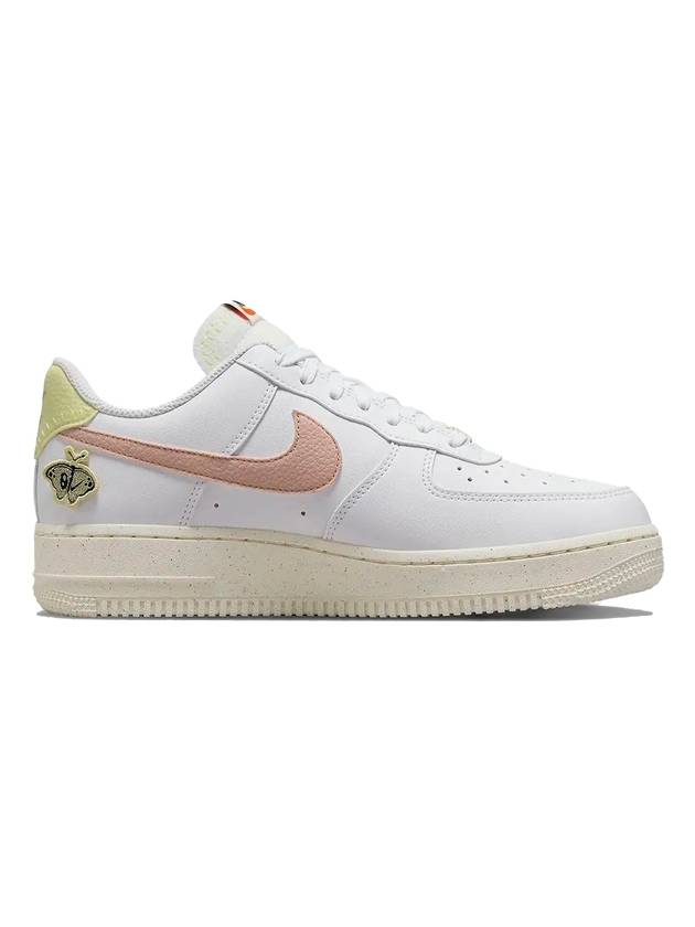 나이키 에어 포스 1 07 로우탑 스니커즈 넥스트 네이처 핑크