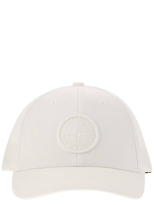 스톤아일랜드 엠브로이드 로고 볼캡 화이트
