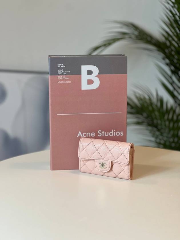 [한정판] 샤넬 클래식 똑딱이 클똑 라이트핑크 캐비어 딸기우유색 AP0214