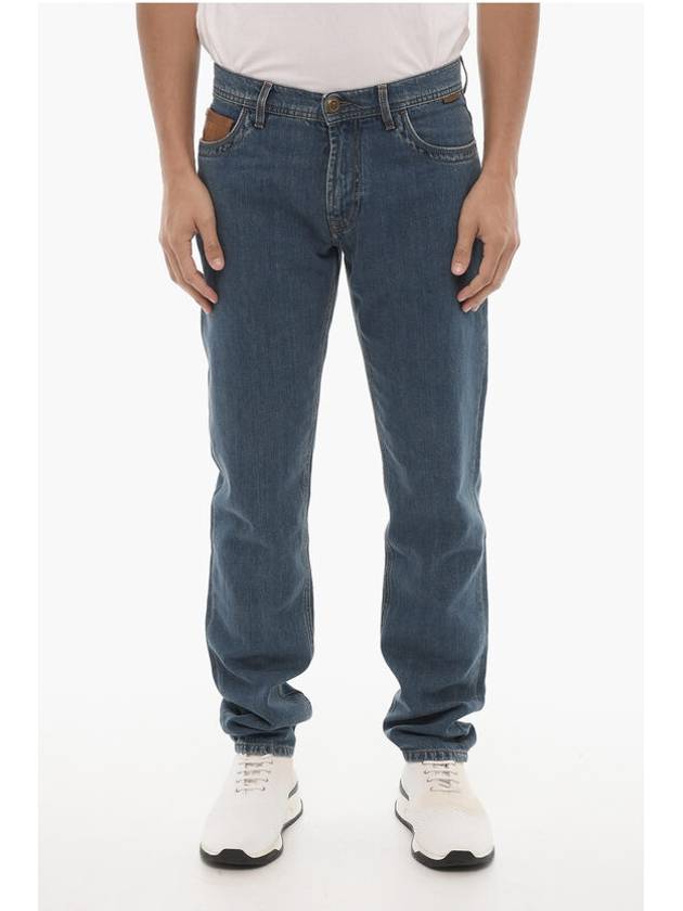 꼬르넬리아니 남성 진