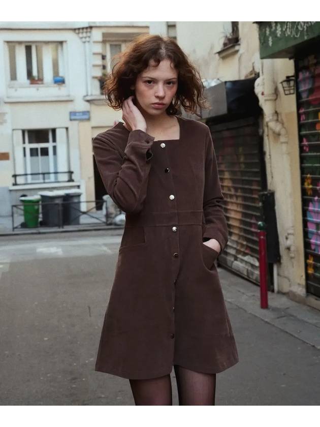 레터프롬문 코듀로이 스퀘어넥 미니원피스 브라운