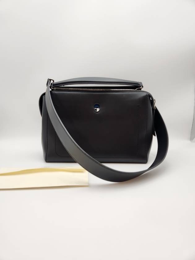 다올 범어점 펜디 닷컴백 블랙 미듐 BN293 상태A