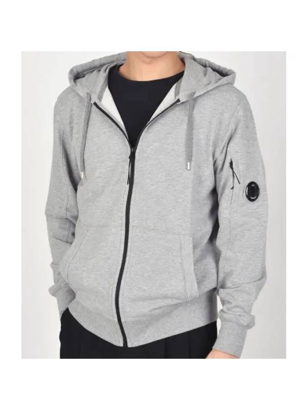CP컴퍼니 맨투맨 티셔츠 24SS Light Fleece Zipped Hoodie 16CMSS034A 002246G M93 라이트 플리스 후드집업