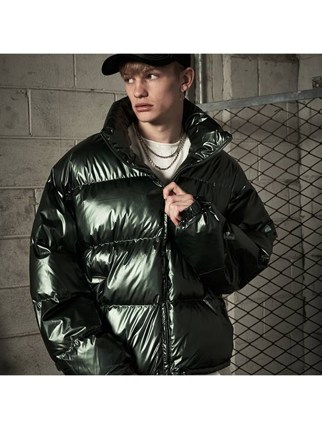 테네르 글로시 볼륨 숏 패딩 다크 그린