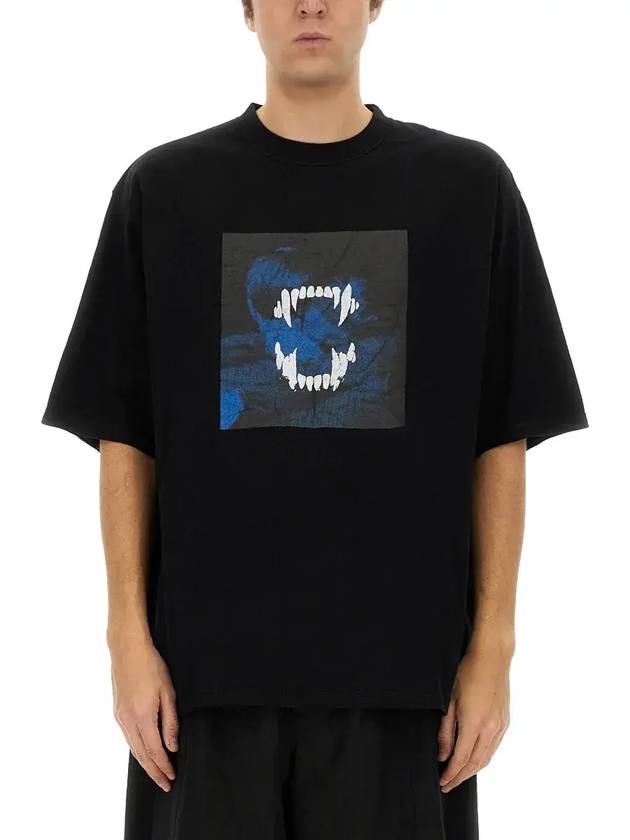 언더커버 그래픽 프린트 티셔츠 UP1E48012_BLACK