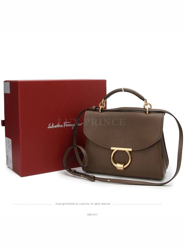 살바토레 페라가모 여성 숄더 백