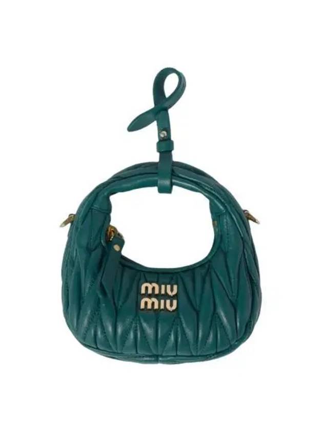미우 미우 완더 마테라쎄 나파 레더 마이크로 호보백 숄더백 라군 블루 Miu Miu Wander Matelasse Nappa Leather Micro Hobo Bag Lagoon Blue
