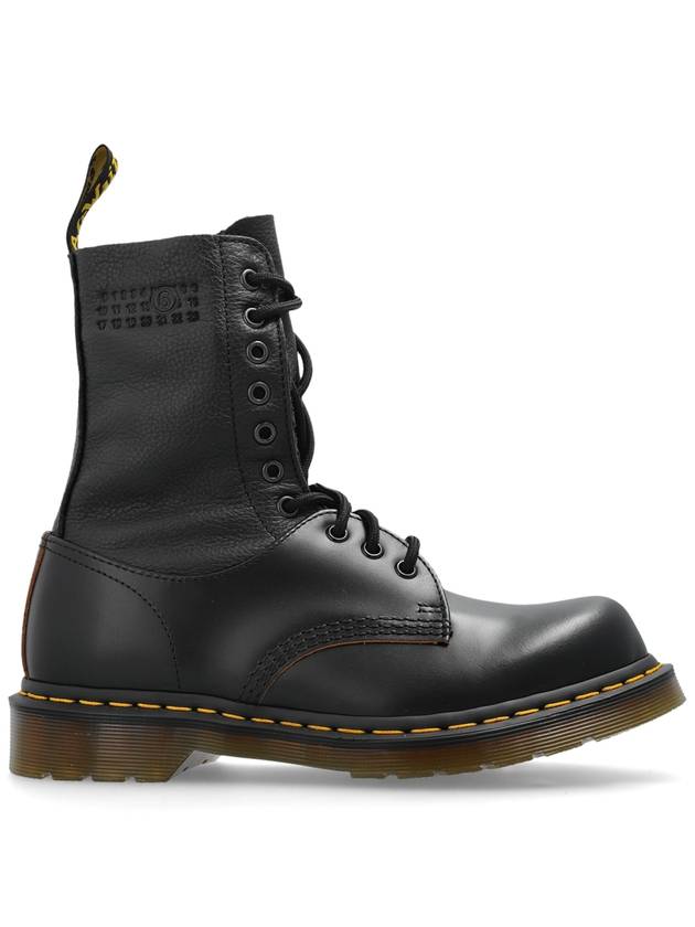 메종마르지엘라 x Dr. Martens 넘버 로고 레이스업 워커 부츠 블랙