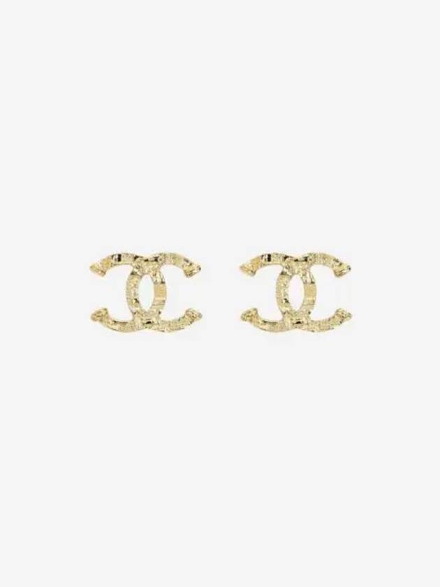W 샤넬 스터드 이어링 메탈 & 골드 W Chanel Stud Earrings Metal & Gold