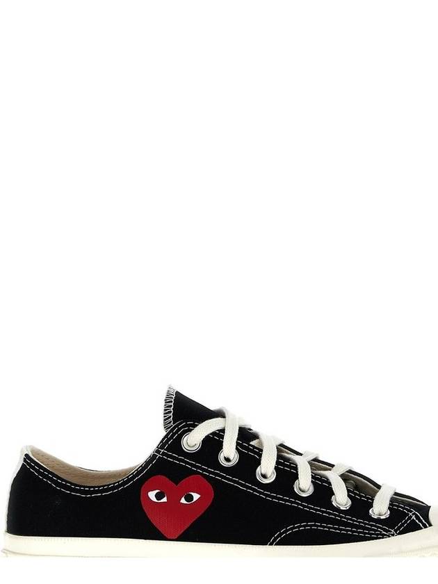 Comme des Garcons 플레이 라운드 토 레이스업 스니커즈