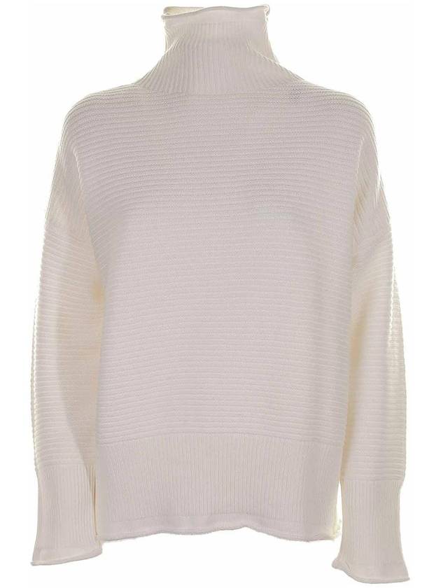Eleventy White Wool Turtleneck