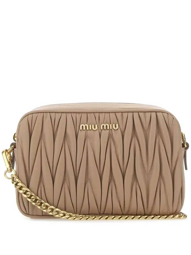 미우미우 마테라쎄 나파 레더 밴돌리어 크로스 백 카메오 베이지