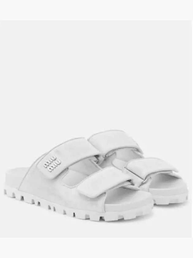 미우미우 디스트레스드 레더 샌들