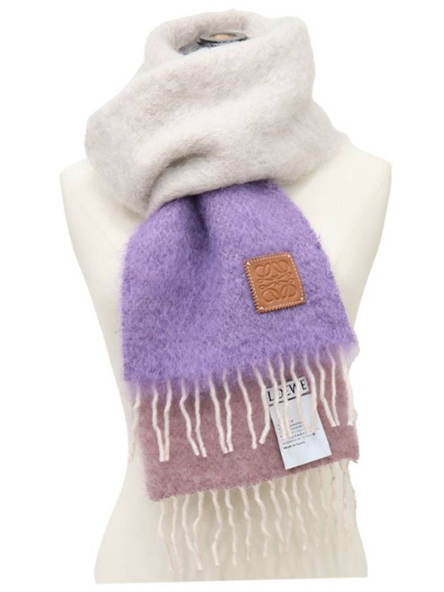 LOEWE 로베에 목도리