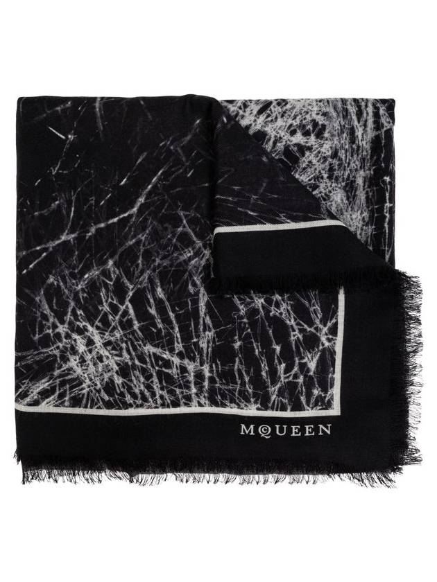 Alexander McQueen 그래픽 프린트 프레이드 엣지 스카프
