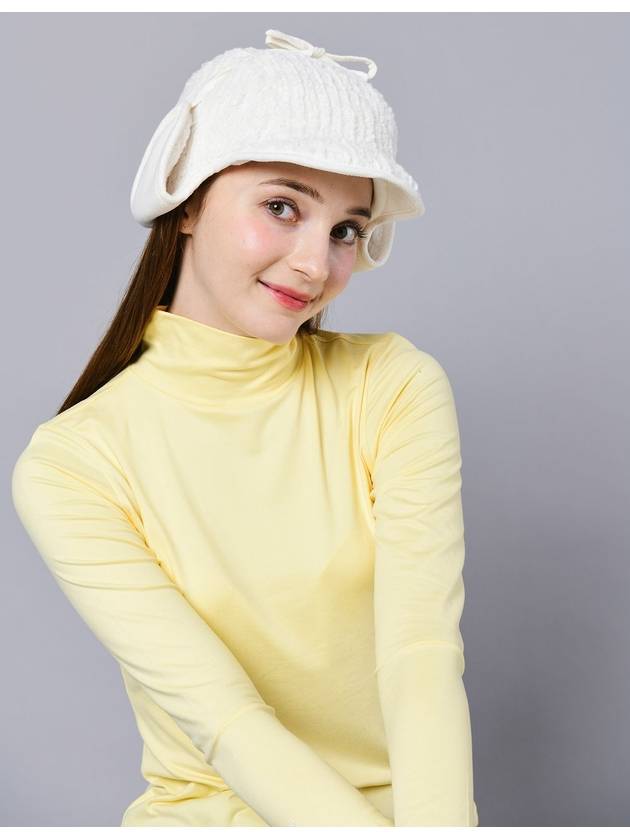 23FW 두유노우엠씨 여성 플리스 보아 아이보리 양면 귀달이 캡 DO6232AC114 2