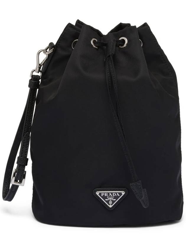 25SS 프라다 리나일론 드로스트링 미니 버킷 파우치백 1NS369 R067 F0002