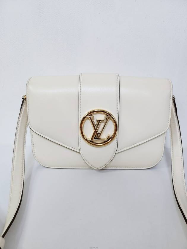 [중고명품 DHLUX] 루이비통 LV 로고 퐁 뇌프 크림 여성 숄더백