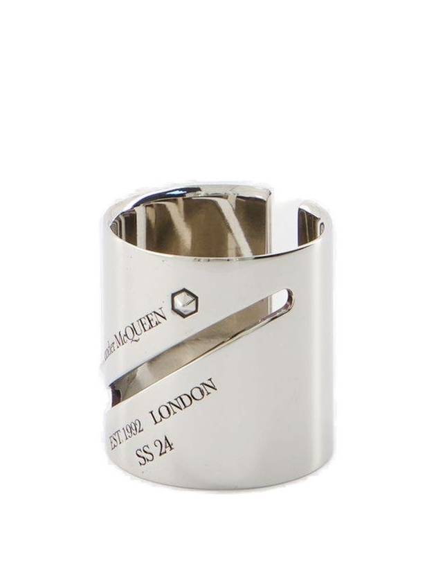 Alexander McQueen 로고가 새겨진 아이덴티티 태그 링