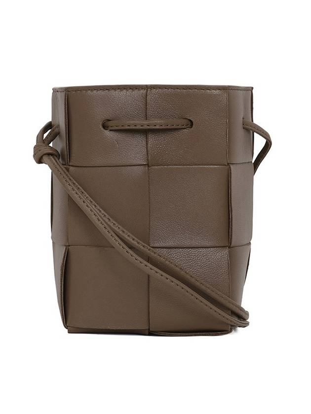 보테가베네타 인트레치아토 카세트 스몰 버킷 백 토프 그레이