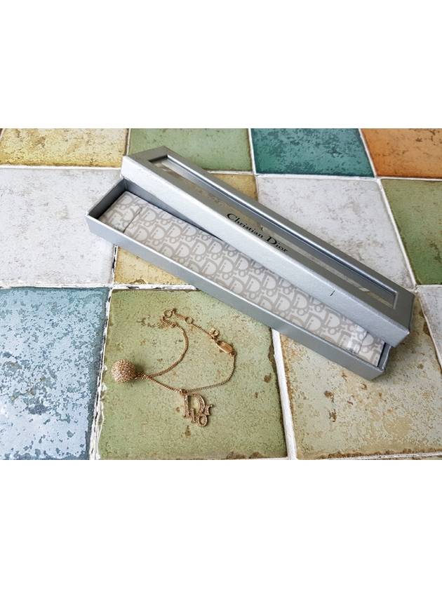 디올 여성 팔찌