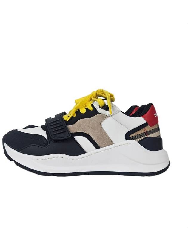 BURBERRY 블랙앤화이트 스니커즈