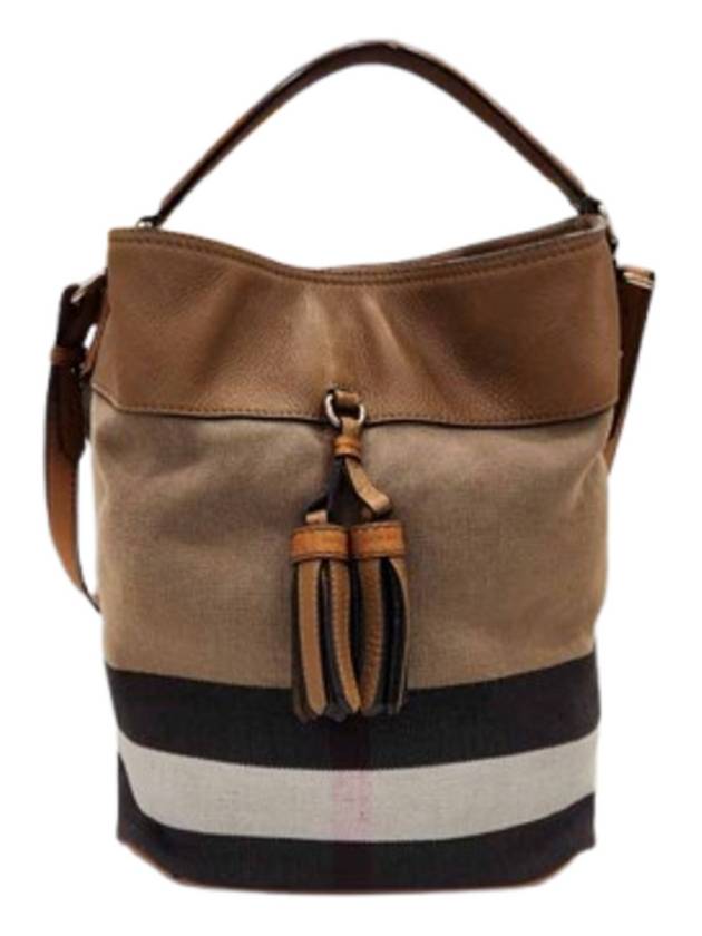 버버리 에쉬비 미듐 숄더백 3982937