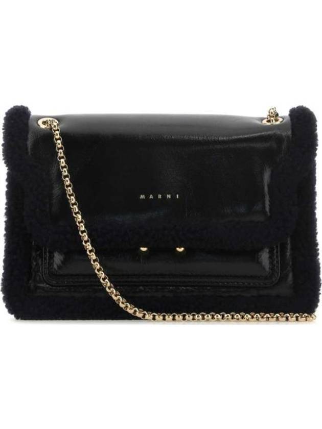 마르니 여성 트렁크 엔벨로프 시어링 크로스 백 화이트