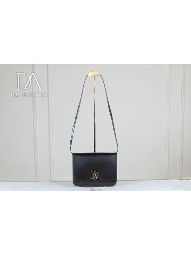 [다올 범어점] 버버리 TB로고 카프스킨 금장 숄더백(8010335) A