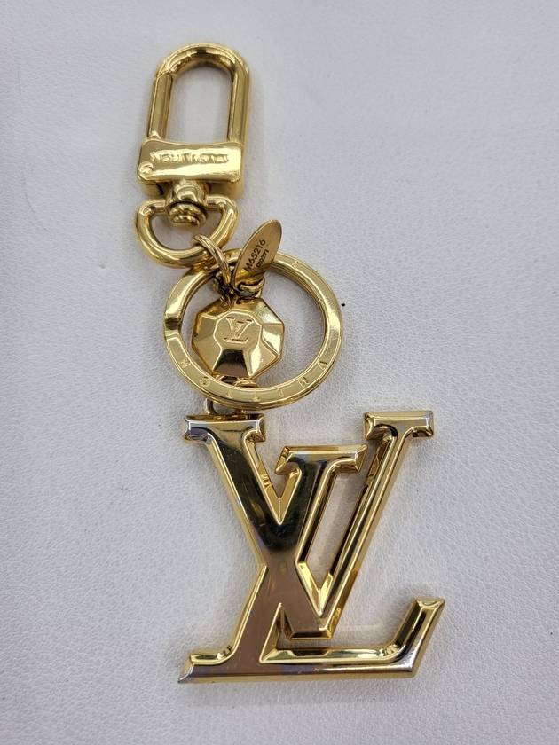 루이비통 LV파셋 키홀더 키링 M65216
