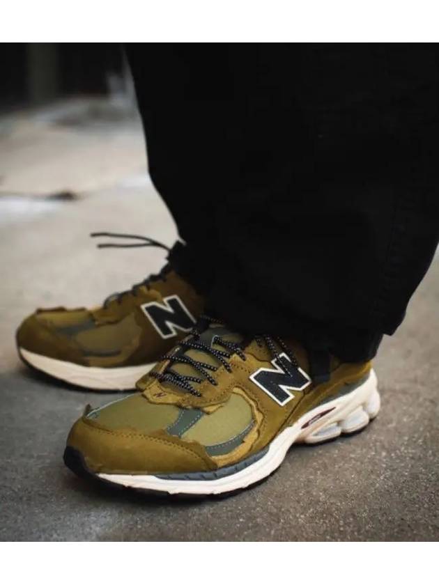뉴발란스 2002RD 카키 브라운 M2002RDP