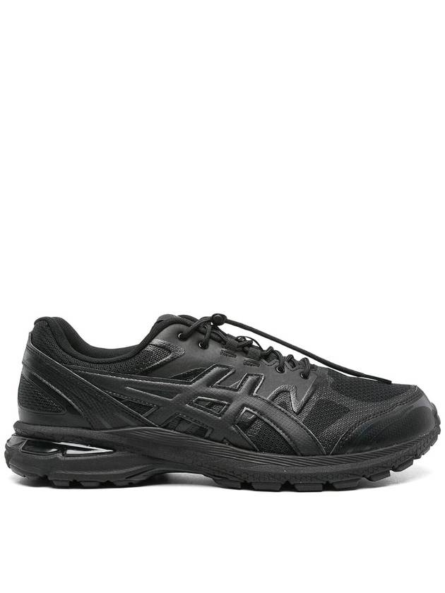 Comme Des Garcons Pannelled sneakers