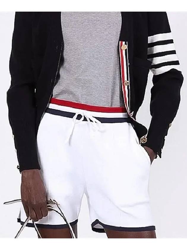 22FW 톰브라운 여성 핀턱 비스코스 니트 쇼츠 FKQ001A 03131 100