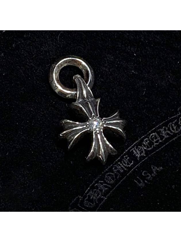 크롬하츠 CH 플러스 참 다이아 펜던트