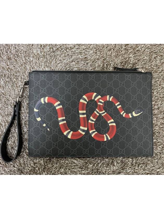 구찌 킹스네이크 클러치 블랙 용