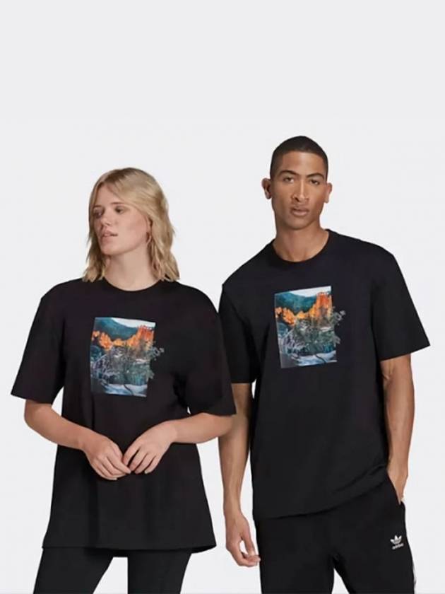 01-H09063-아디다스오리지날-어드벤처랜드스케이프티셔츠-블랙