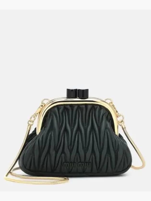 미우미우 MIU BELLE 미니 마틀라세 레더 클러치