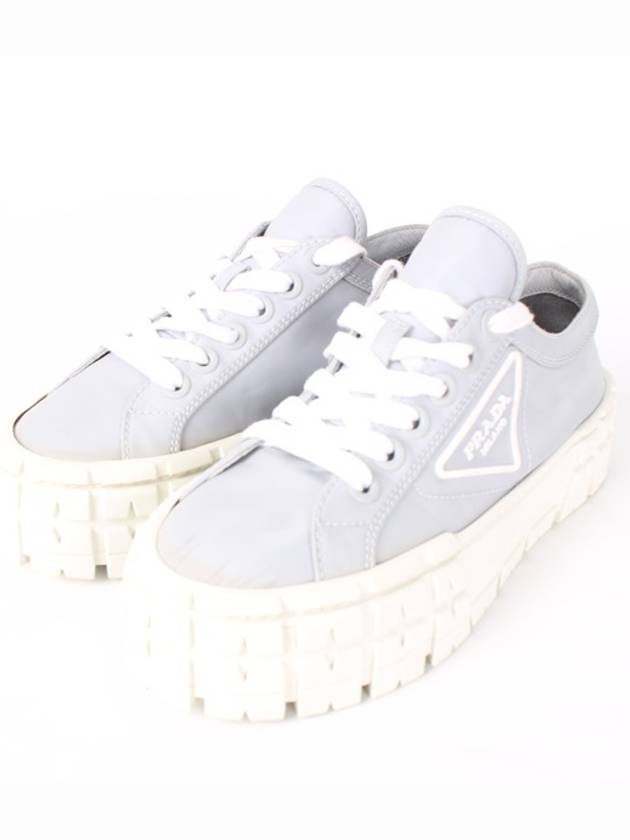 프라다 나일론 스니커즈 36.5 235