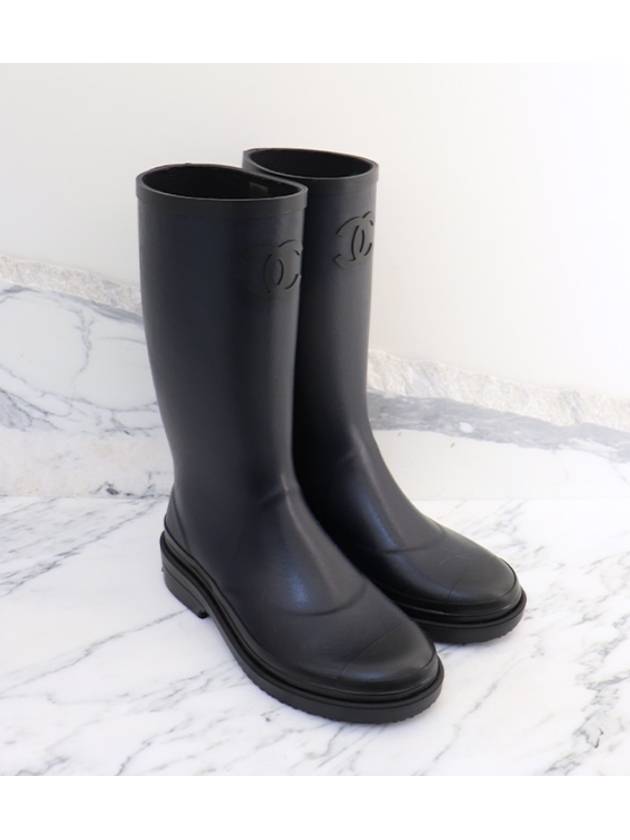 CHANEL 샤넬 로고 네이비 레인부츠