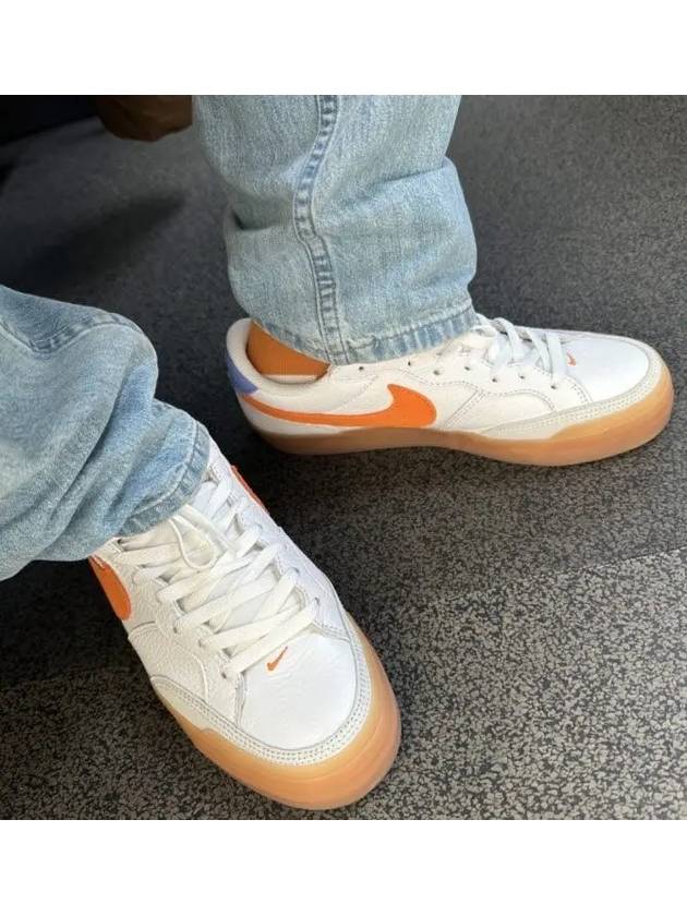 나이키 SB 줌 포고 플러스 프리미엄 화이트 브라이트 만다린 FB2812 100