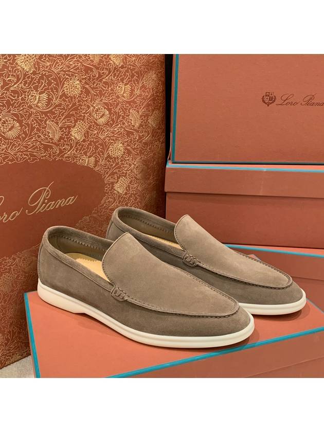 로로피아나 로퍼 스웨이드 로퍼 모카신 클래식 브라운