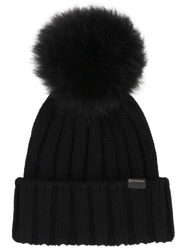 울리치 로고 패치 폼폼 디테일 비니