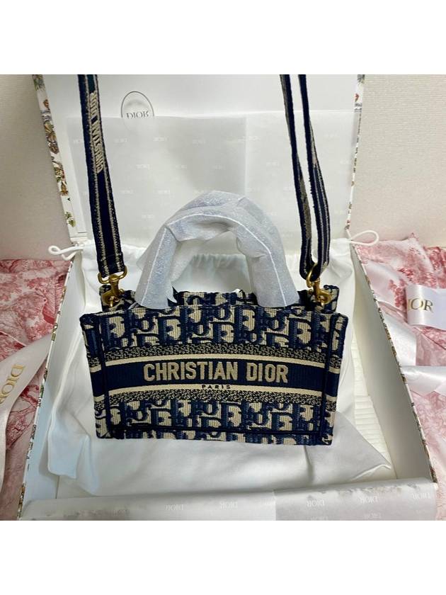 디올 북 토트 미니 여성 가방 숄더 스트랩 백 S5573CRIW M928