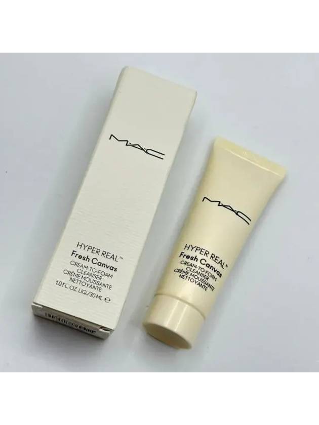 맥 하이퍼 리얼 프레쉬 캔버스 크림 투 폼 클렌저 30ml 271244