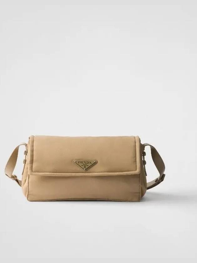 프라다 미디엄 패딩 리나일론 숄더 백 카멜 브라운