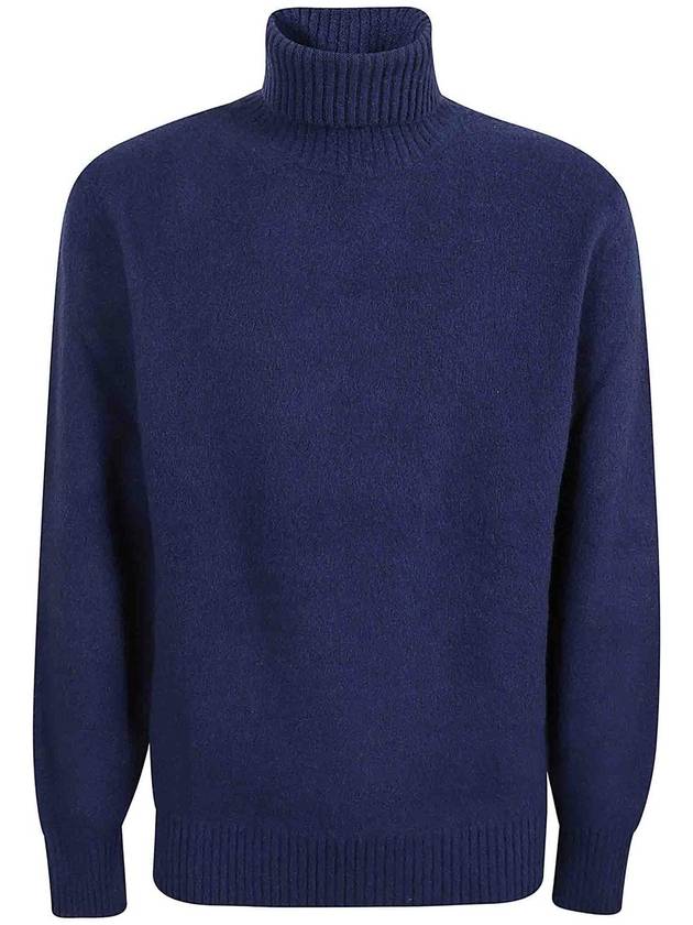Eleventy Turtle Neck Sweater