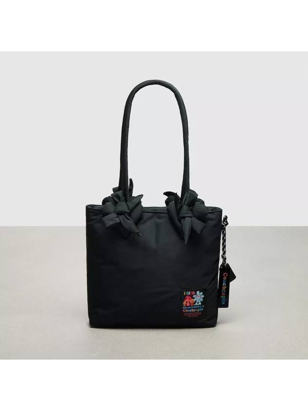 코치 코치토피아 루프 스몰 토트백 하트 아플리케 Black Multi